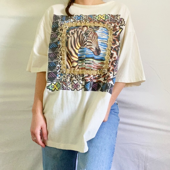 basil Tops - vintage Zebra tee